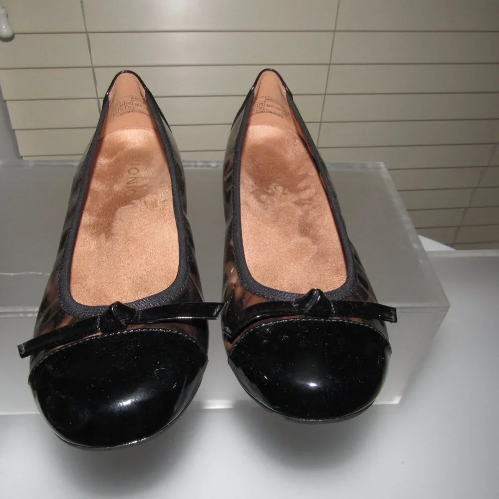 Vionic Amorie Leopard Patent Ballet Flats | Orthotic Support Size 6
